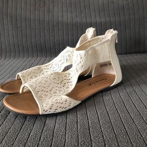 NEW American Eagle Sandals